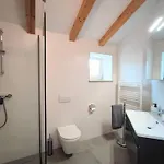Dom wakacyjny Private Oasis With Pool Lanisce