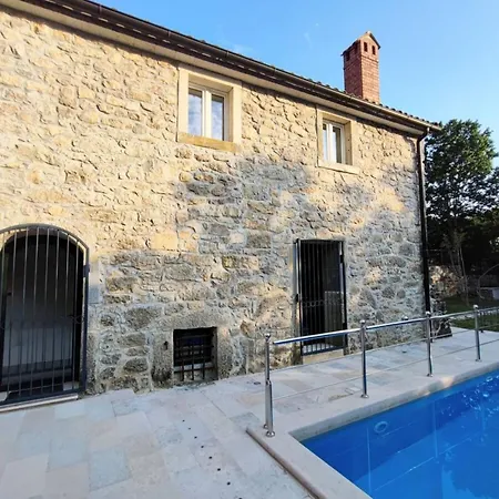 Private Oasis With Pool Dom wakacyjny