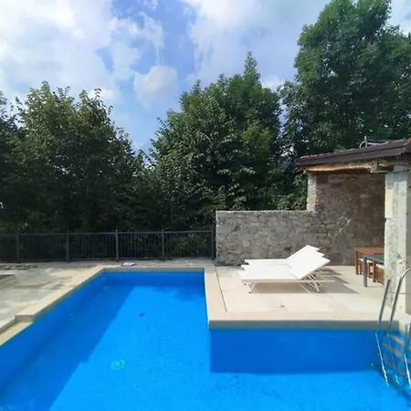 Hébergement de vacances Private Oasis With Pool *
