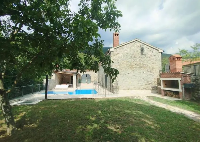 Vakantiehuis Private Oasis With Pool *