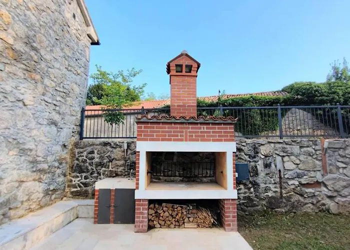 Private Oasis With Pool * Lanisce