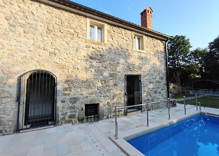 Private Oasis With Pool Vakantiehuis