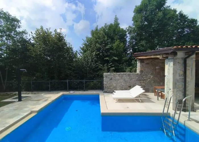 Vakantiehuis Private Oasis With Pool *